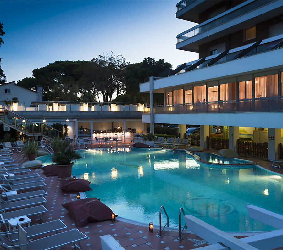 3 Piscine riscaldate 3 Piscine riscaldate